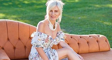 Ünlü şarkıcı Ömür Gedik anneanne oldu