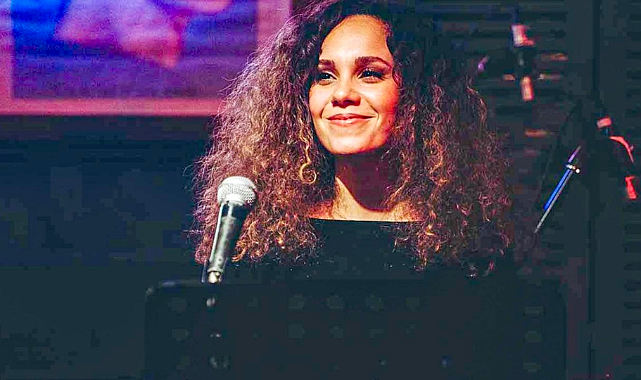 Zeytin ağaçları altında ücretsiz caz konseri