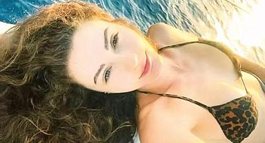 Burcu Özberk siyah bikinisiyle poz verdi: "İyi gelmez mi..."