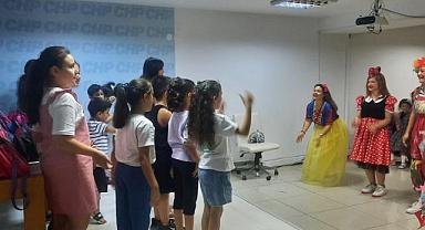 CHP yeni dönemde öğrencilere destek