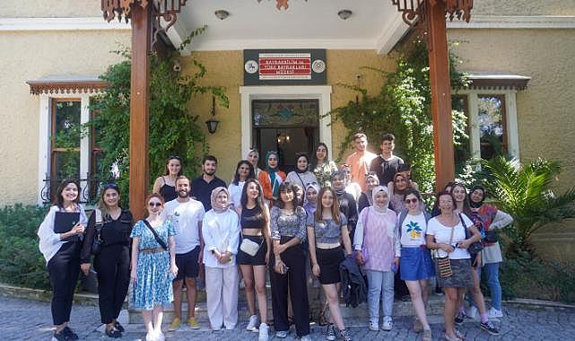 Depremzede gençler Buca’da moral depoladı