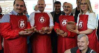 Dünya Menemen'de buluşuyor