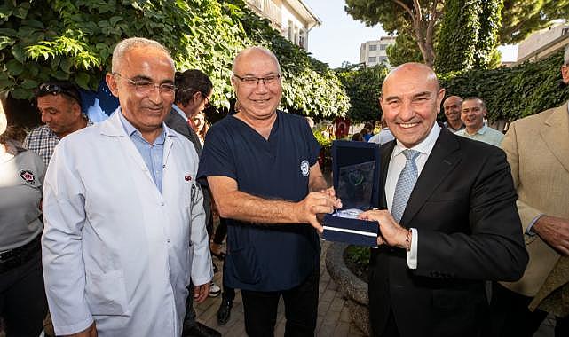 Eşrefpaşa Hastanesi&#039;nde nöbet devri törenle yapıldı