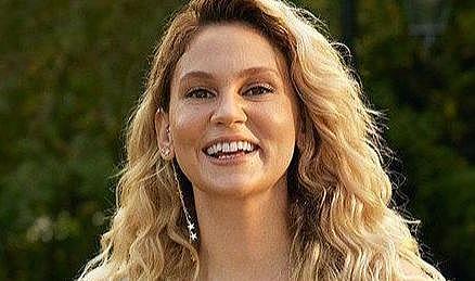 Farah Zeynep Abdullah İtalya&#039;da ödüle layık görüldü
