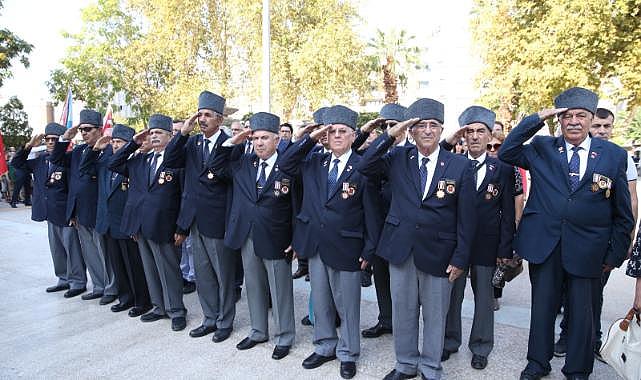 Gazilerden Anılarla Kıbrıs” kitabı seslendirmesine Karşıyaka&#039;dan destek