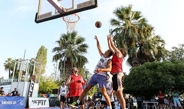 Gençler İzmir Enternasyonal Fuarı&#039;nı çok sevdi