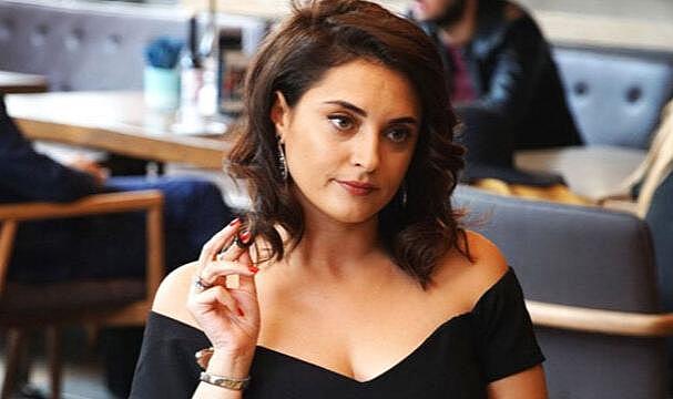 Gürbüz&#039;den takipçisinin yorumuna sert cevap: Bu hesaptan defolup gitmelisin