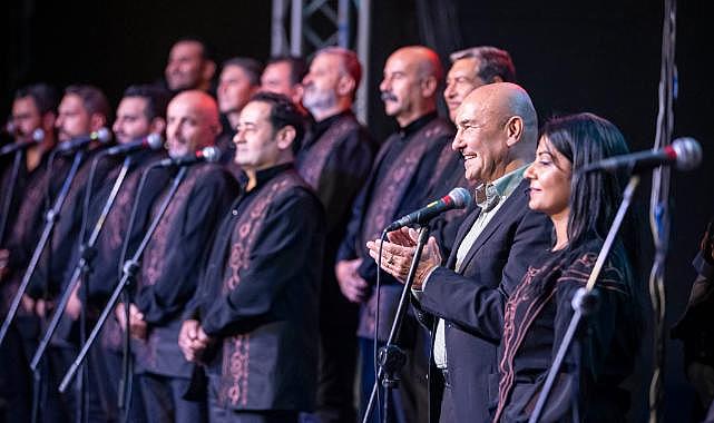 Hatay Medeniyetler Korosu&#039;ndan 92. İEF&#039;de teşekkür konseri