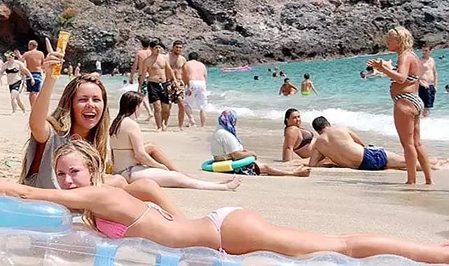 İngiliz turistlerin yüzde 99&#039;u Türkiye&#039;den çok memnun