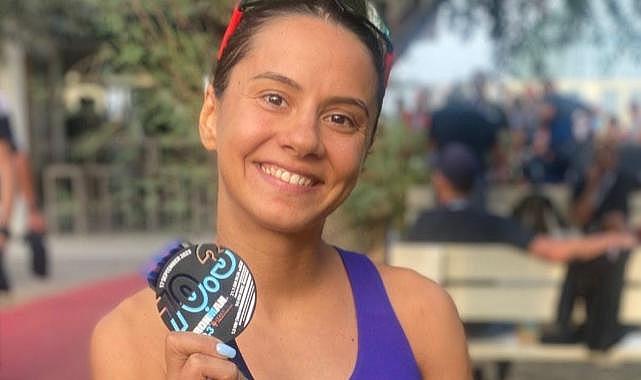 İzmir’in &#039;Demir Lady&#039;si İtalya’dan madalyayla döndü