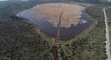 İzmir'in en ilginç gölü hikayesi ile dikkat çekiyor: İris Gölü