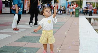Karşıyaka’nın sokak şenliği ilçe sınırlarını aştı