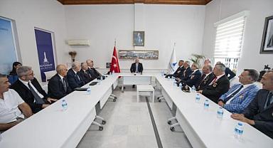 Mustafa Özuslu gazilerle bir araya geldi