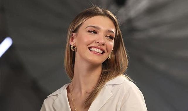 Oyuncu Melisa Döngel, yüzündeki hatalı dolguları erittirdi