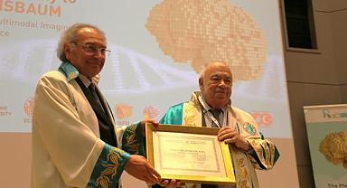 Prof. Dr. Nevzat Tarhan: Kapalı kutu beyni açtık, sinyal akışını ölçtük