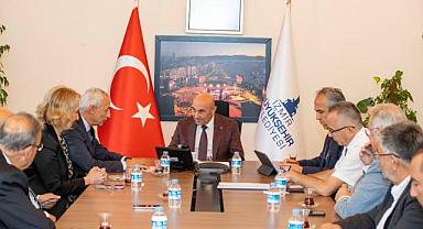 Sanayinin gelişmesi için yeni alanlar yaratmaya çalışıyoruz