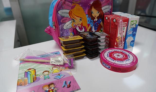 Seferihisar Belediyesi’nden öğrencilere beslenme çantası