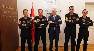 Solotürk Ekibi, Ege'ye konuk oldu