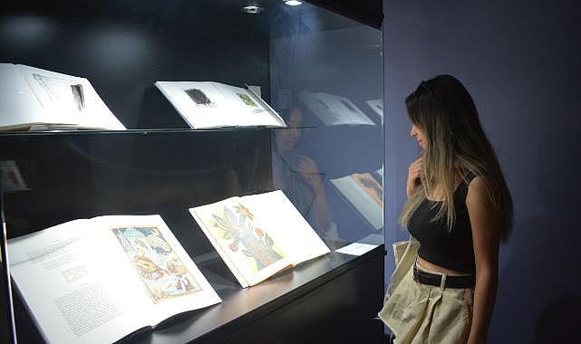 Türkiye’nin ilk Kâğıt ve Kitap Müzesi binden fazla eseri ziyaretçileriyle buluşturuyor