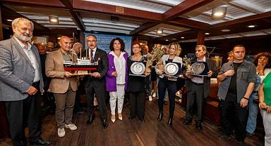 Atamızın izinde dünya barışını takip etmeliyiz