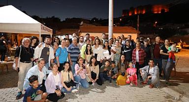 Başka bir Siyaset Okulu, Efes Selçuklu Romanlarla Buluştu