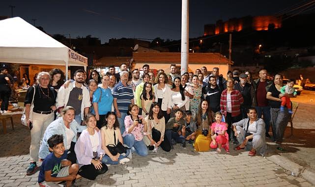 Başka bir Siyaset Okulu, Efes Selçuklu Romanlarla Buluştu