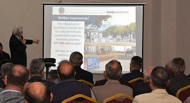 Başkan Eriş, 4,5 yıllık çalışmaları muhtarlarla değerlendirdi