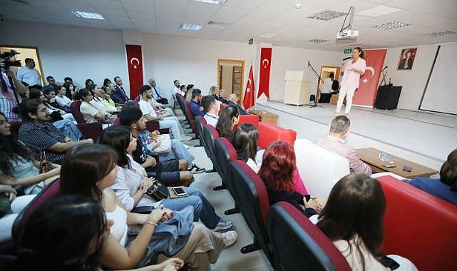 Başkan Filiz Ceritoğlu Sengel Üniversiteli öğrencilere seslendi : &quot;Kapımız size herzaman açık&quot;