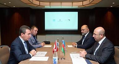 Başkan Konuştu, Azerbeycan'da şehir planlama formu'na katıldı