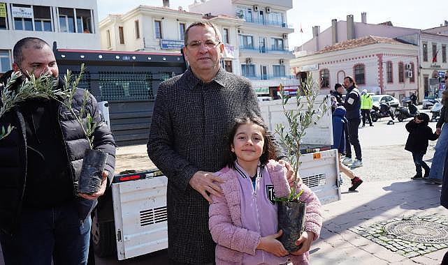 Cumhuriyet’in yüzü Ayvalık’ta, ATATÜRK TÜRKİYE’sine yakışır kutlamalar.