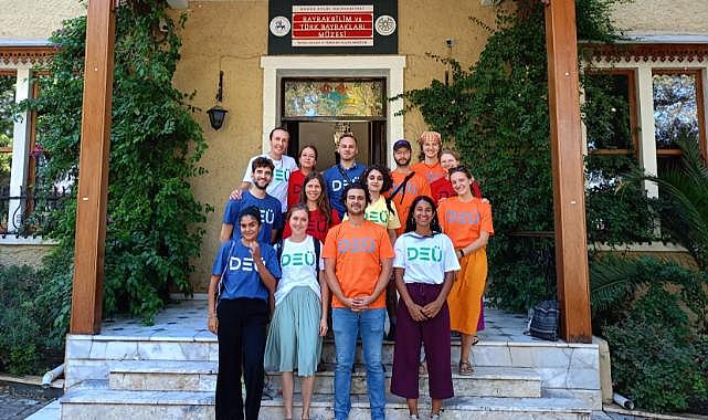DEÜ yabancı uyruklu öğrencilerine türk kültürünü tanıtıyor