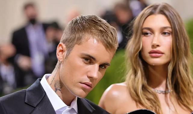 Hayranları artık çocuk müjdesi bekliyor: Ünlü çift dostlarının bebeğiyle ısınma turu atıyor