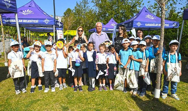 Hayvanları Koruma Günü kapsamında çocuklarla bir araya geldi