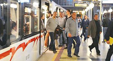 İzmir Büyükşehir açıkladı: İzmir Metro'da yangın mı çıktı?