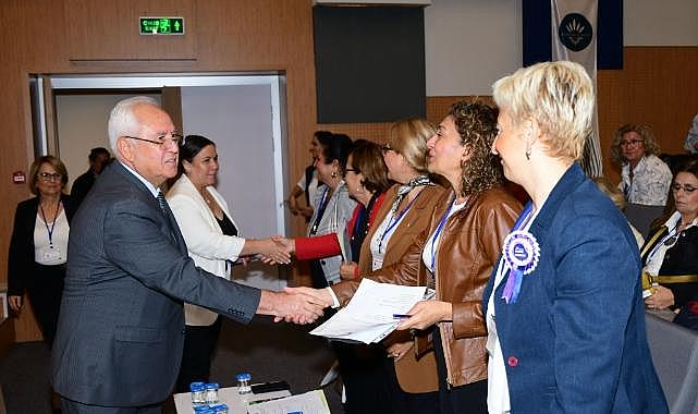 İzmir Kent Konseyleri Kadın Meclisleri Birliği Karabağlar&#039;da toplandı
