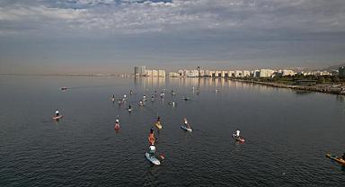 İzmirli sporcular Körfez’in keyfini sürüyor