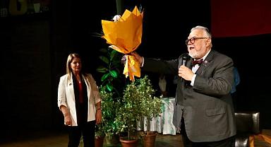 Karşıyaka’dan Prof. Dr. Celal Şengör’e sevgi seli