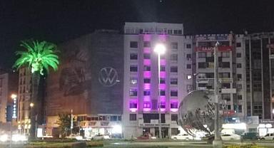 Konak Belediyesi’nden pembe ışık:  Ekim ayında, Konaklı farkında