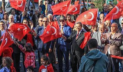 Konak&#039;ta 100. yıl Coşkusu