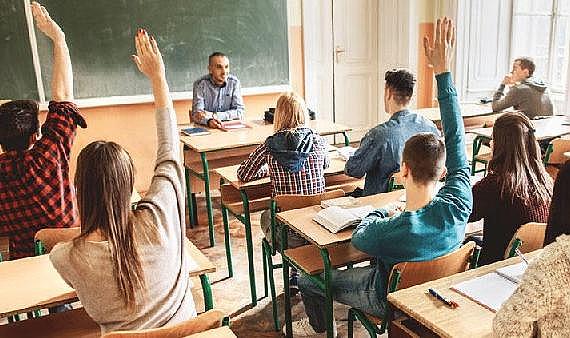 MEB&#039;den yeni düzenleme: Türkçe&#039;den 70 alamayan kalıyor!