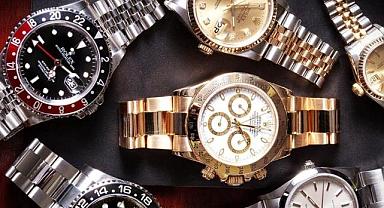 Sabiha Gökçen Havalimanı'nda 7 milyon 552 bin lira değerinde 15 kol saati ele geçirildi