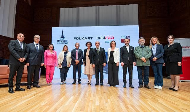 Soyer:“Bu kitabı, hak ve özgürlüklerinden mahrum bırakılan bütün kadınlara adıyoruz”