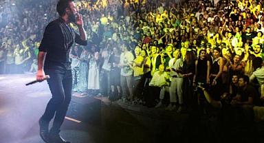 Tarkan, Cumhuriyet'in 100. Yılı İçin Bestelediği 'Sen Rahat Uyu' Marşının Gelirlerini Darüşşafaka'ya Bağışlayacak