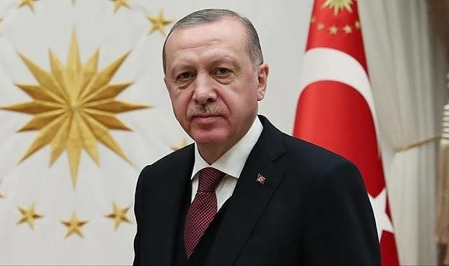Tek aday Erdoğan yeniden AKP genel başkanı oldu!