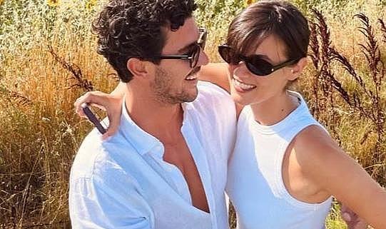 Ünlü oyuncu Pınar Deniz ve Kaan Yıldırım&#039;dan evlilik müjdesi