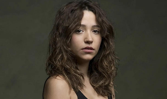 Ünlü şarkıcı Zeynep Bastık&#039;tan Milli Yas tepkisi: Anlamıyorum