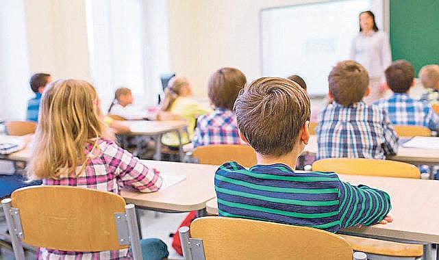 Bakan Tekin duyurdu: İlkokul, ortaokul, lise müfredat yeniden değişiyor