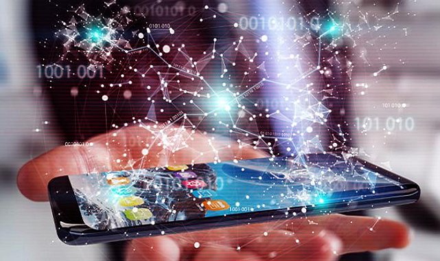 Bildiğimiz cep telefonlarını unutmaya mı başlayalım? Apple Vision Pro, Humane AI Pin derken yeni teknoloji &#039;yapay zeka telefonu&#039;