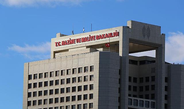 Hazine binası çürük çıktı, boşaltılıyor