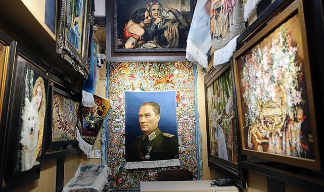 İran’da Tebrizli halıcı, Atatürk’ü ipek halıya işleyip mağazasının önüne astı